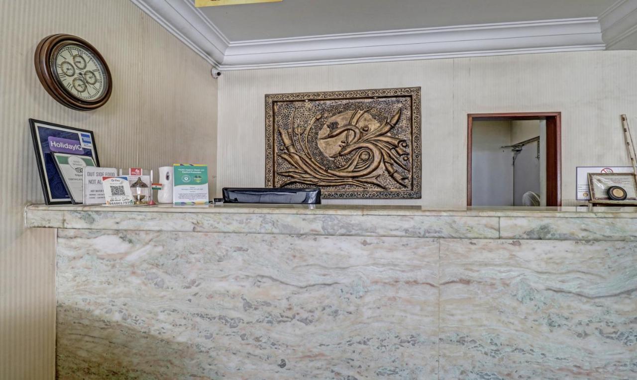 Treebo Komfort Suites, 3 Km From Mysore Palace Exterior foto