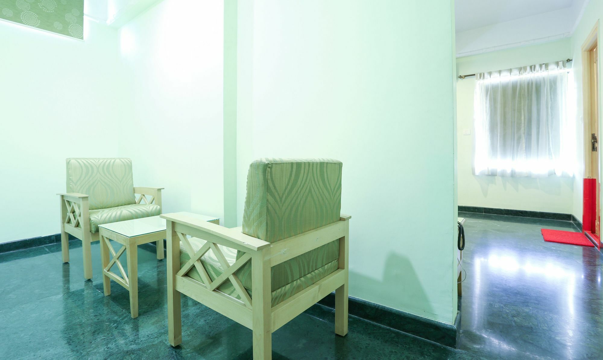 Treebo Komfort Suites, 3 Km From Mysore Palace Exterior foto